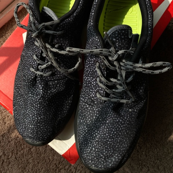 Women's Nike RosherRun Print - Picture 5 of 11